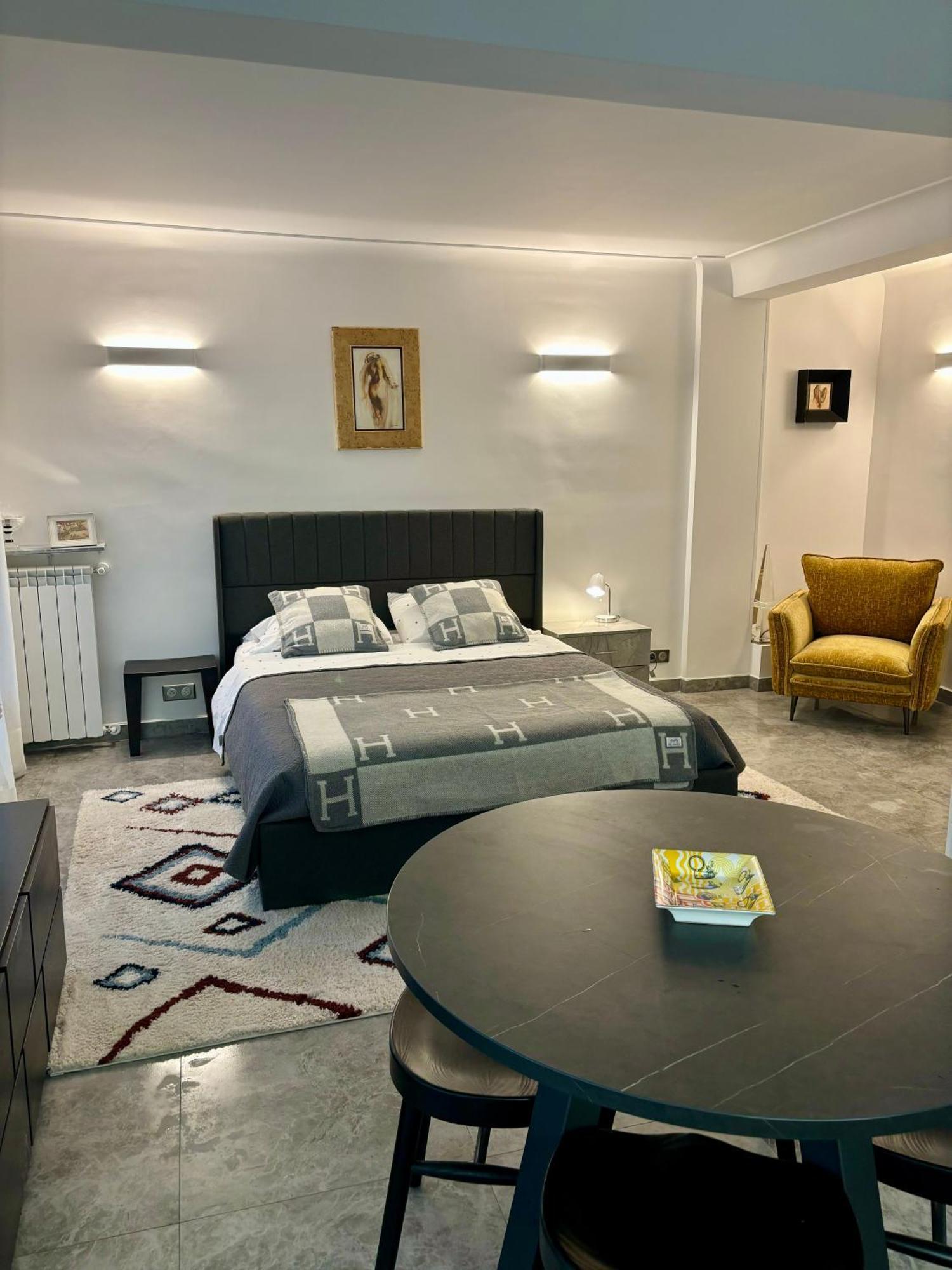 Apartment Near Monaco Sea View Balcony Roquebrune-Cap-Martin